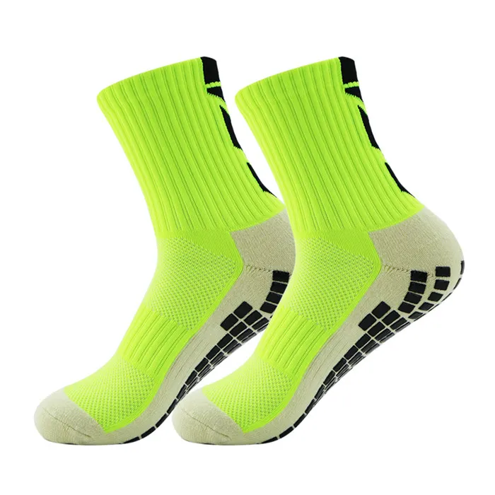 Nieuwe ademende buitensportbasketbal Running Sokken Camping Mountaineering Socks Hoge kwaliteit Non Slip voetbal sokken