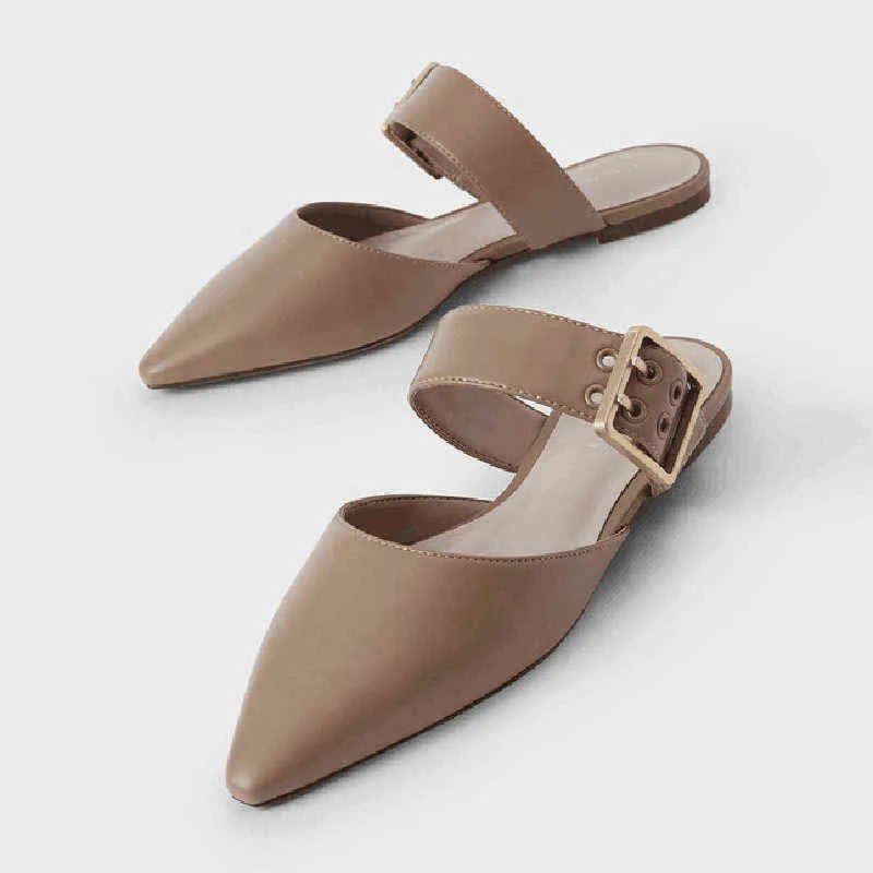 Klänning skor pekade tå sommar kvinnors sandaler utomhus slitage avslappnad kvinnlig glidbanor platt botten metall spänne mode mulor kvinna 220303
