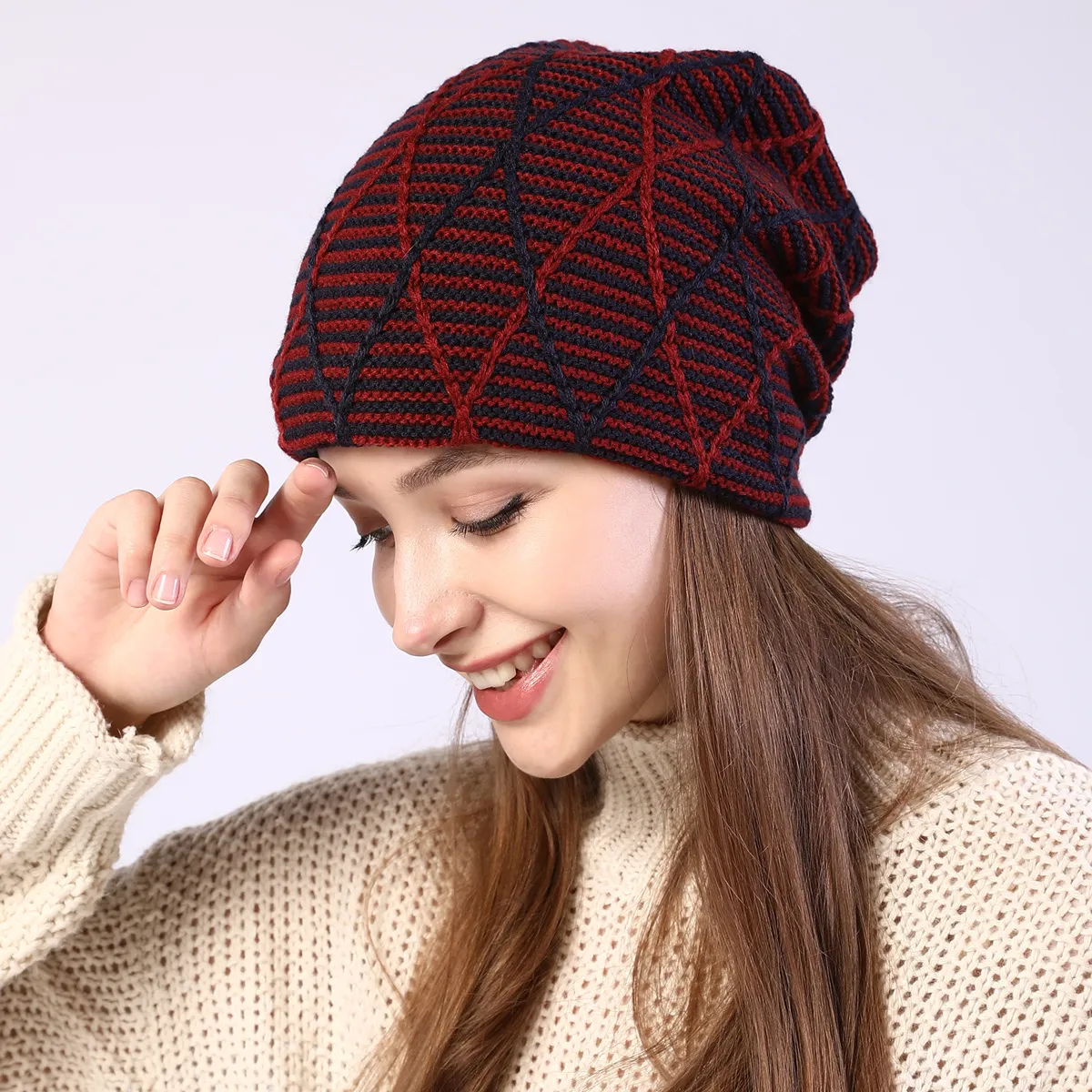 Moda Knit Grid Winter Feanie Hats Ear mangueira de malha de malha de caveira gorro para mulheres moda e presente de areia