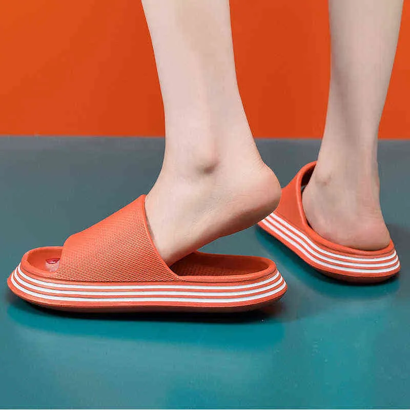 Zapatillas de casa con plataforma de verano para mujer, chanclas cómodas de suela suave para playa, zapatos informales antideslizantes de EVA para mujer