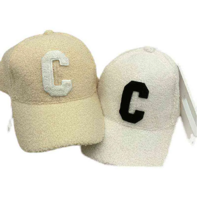 Ladies Autumn and Winter New Lamb Pur Caps Tide Brand C Letter Brodery Warm Baseball Cap Outdoor Street Wild Hat AA2203255G
