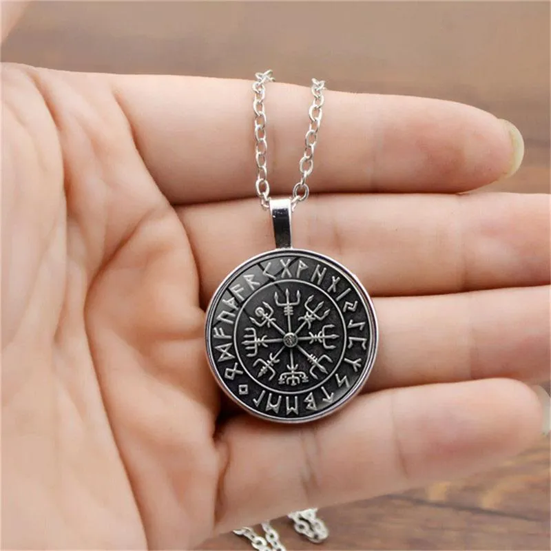 Hanger Kettingen Vegvisir Viking Kompas Voor Mannen Vrouwen Sieraden Warrior Symbool Rune Amulet Collier Glas Cabochon Necklace3240