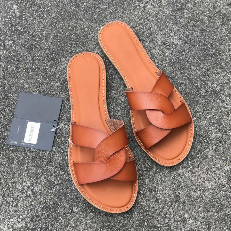 Women Sandals Shoes Summer Style Fashion Leather Leather Surface Switch Female Slippers Slipper While Quality Slides 220630