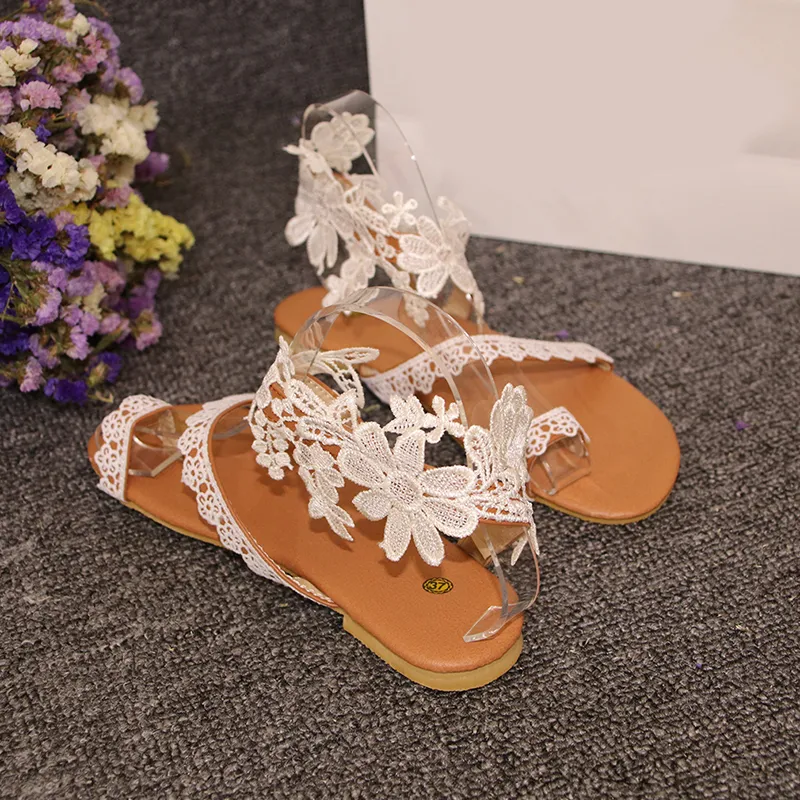 Sandales d'été femmes sandales plates couleur unie dentelle bout ouvert mariage grande taille 43 Boho Mujer coloré femme plage chaussures plates 0928