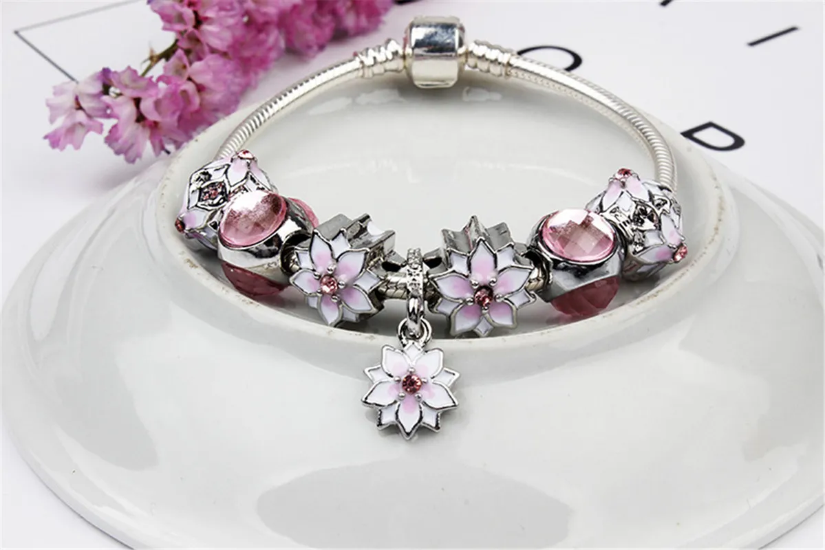 Drop Oil Flower Hand Decoration DIY Accessories Alloy Magnolia Bracelet Fairy Date Party Charm Bracelets Birthday Present For Girl230z