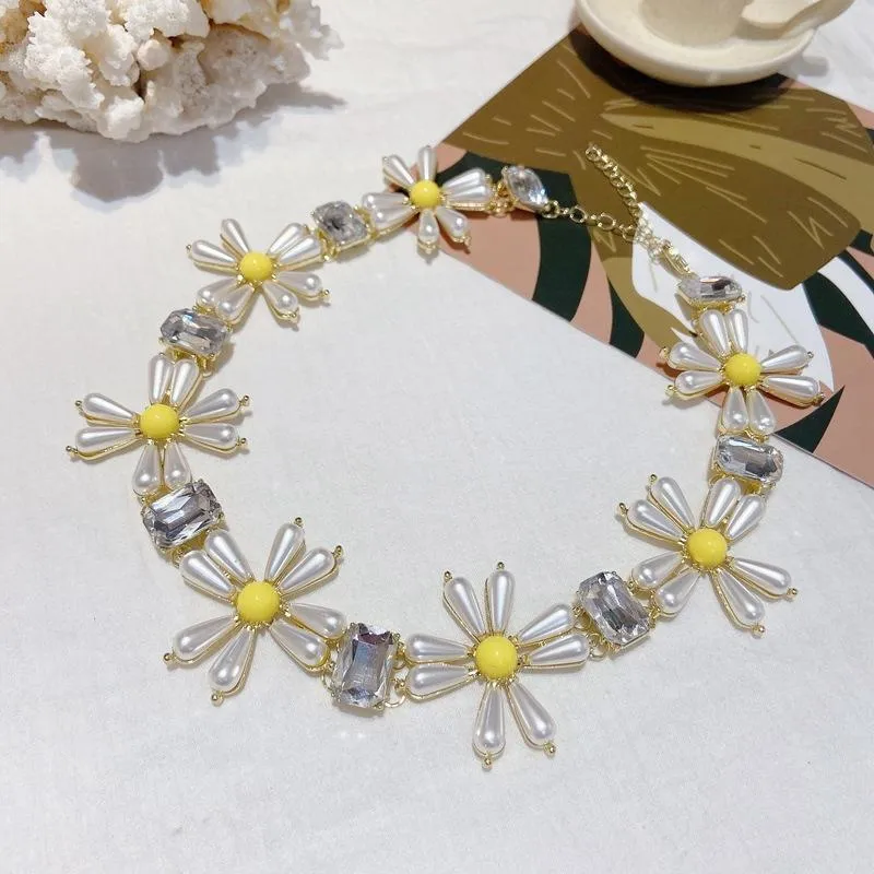 Mengjiqiao Korean Fashion Yellow Pearl Flower Choker Necklace For Women Girls Elegant Metal Crystal Pendants Party Jewelry Gifts1321x