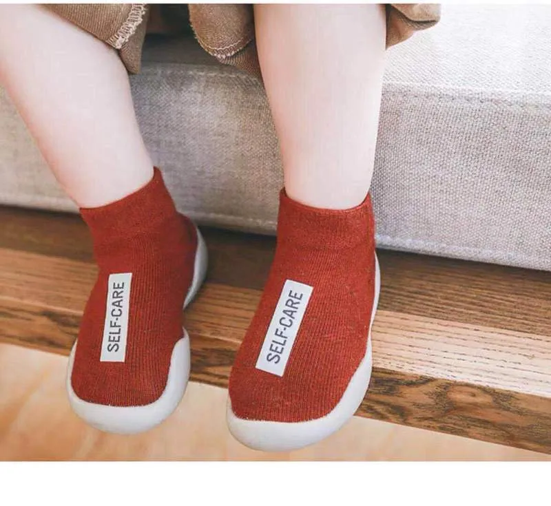 Children Anti-slip Shoes born Baby Girl Cotton Non-slip Floor Socks Boy Rubber Sole Cartoon Indoor Infant 220225