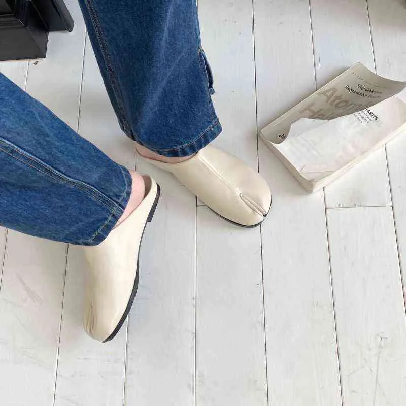 Bailamos pantofel damski 2022 wiosna marka moda Tabi Ninja mieszkania Casual okrągły Split Toe płaskie buty Vintage Ladies rozrywka Footw G220225