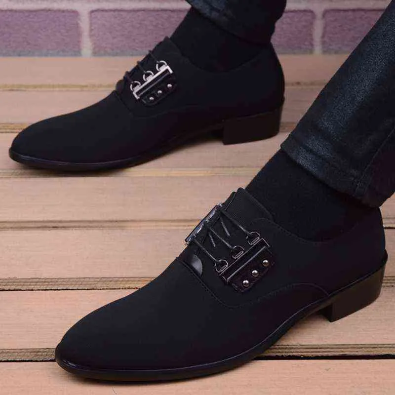 Dress Shoes italian mens shoes fashion black men's leather moccasin pointed toe classic men wedding sapatos masculino 220223