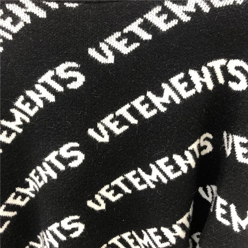 Vetements Black Allover Sweatshirts 2020 Herr Dam Vetements Crewneck Hoodie Us Storlek Tjockt Material Vtm Hoodies Inside Tag Q1222
