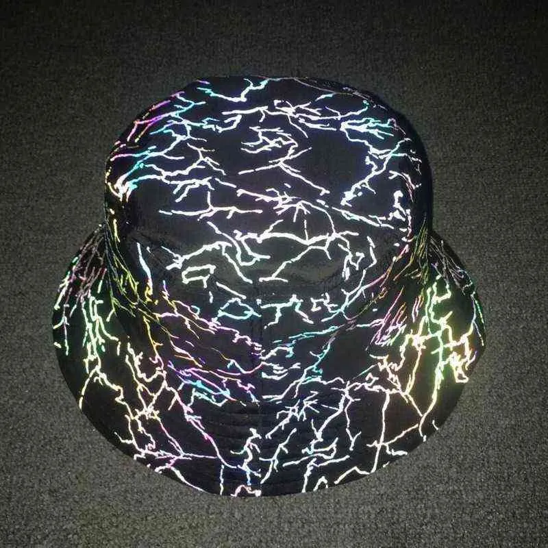 新しいカラフルな反射漁師の帽子の男性バケツ帽子の夜のライト女性パンクロックヒップホップキャップサンフィッシャーマンキャップgo306v