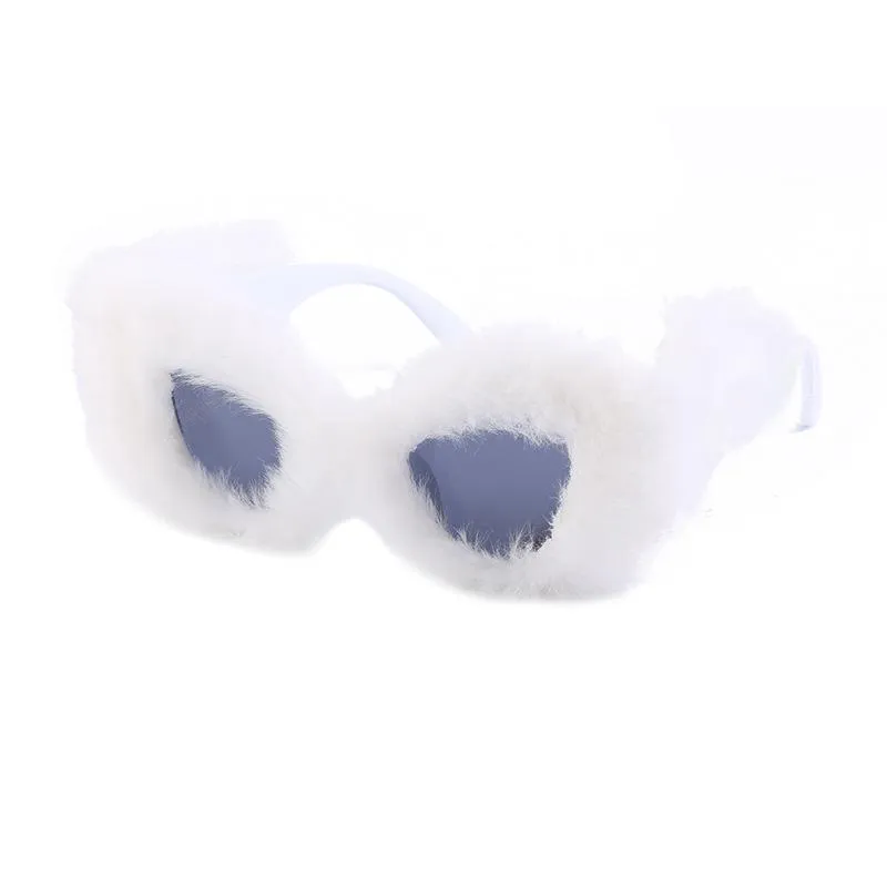 Óculos de sol 54148 Trendy Cat Eye Women Punk Sof Fur Velvet Sol Glasses Ladies UV400 Shades