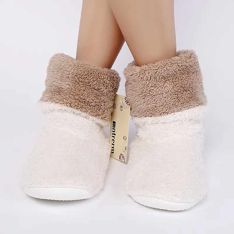 Mntrerm Winter Indoor Floor Shoes Home Pantoufles Chaussures confortables et chaudes Cute Ball en peluche Pantoufles pour Winte Gift Y201026