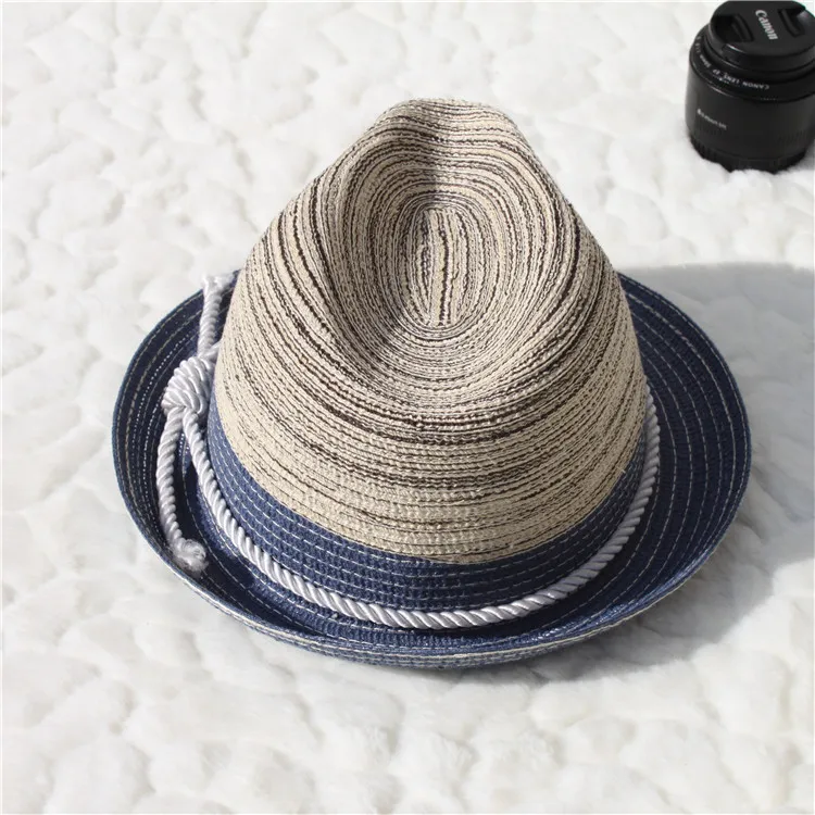 여성을위한 클래식 트위스트 로프 GiRdle 파나마 재즈 모자 해변 모자 남자 Chapeau de paille 남성 여성 그라데이션 컬러 밀짚 재즈 모자 Y200730