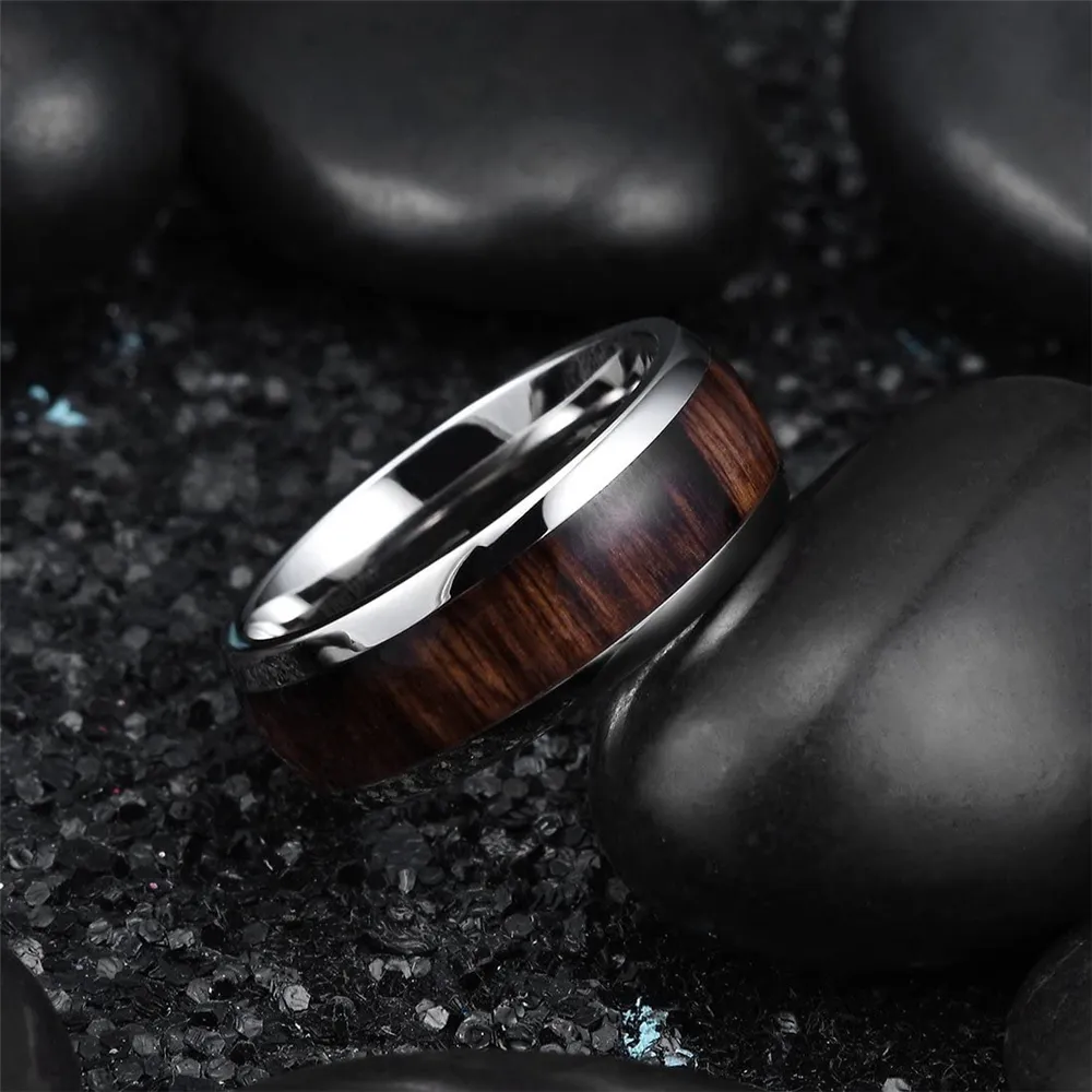 Moda Nature 8mm Wood Inclado anel de casamento de tungstênio para homens Homens de alto noivado de aço inoxidável Anel de casamento Band3306036