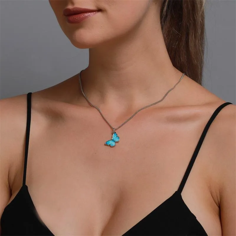 2020 New Blue Butterfly Prendant Necklace for Women Vintage Clavicle chain stail netclace netclace netclace choker jewelry accessori1465012
