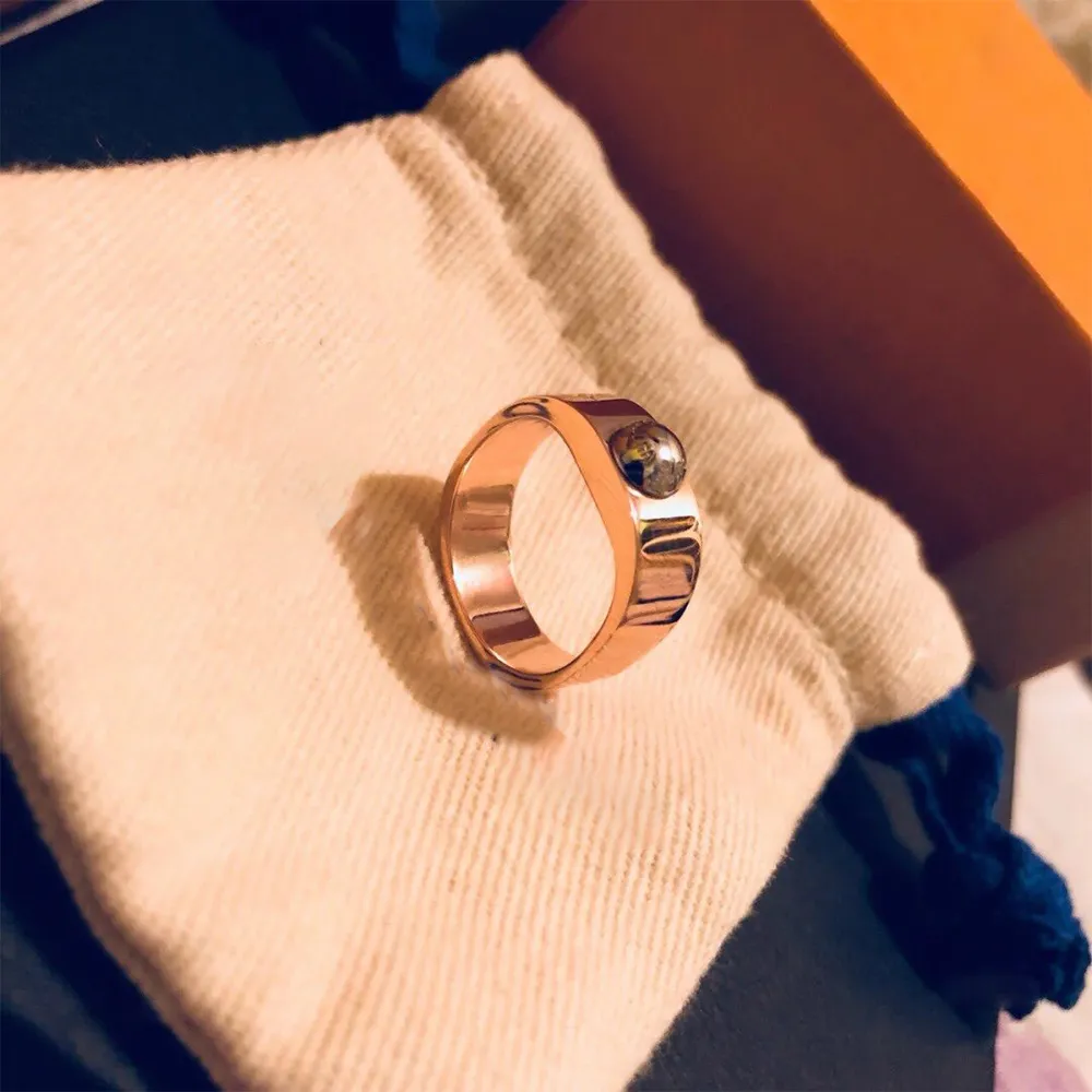 Fashion Gift Pierdzież dla mężczyzny Kamienie Kamienie unisex pierścienie mężczyźni kobiety biżuteria 4 kolorów akcesoria o276235k