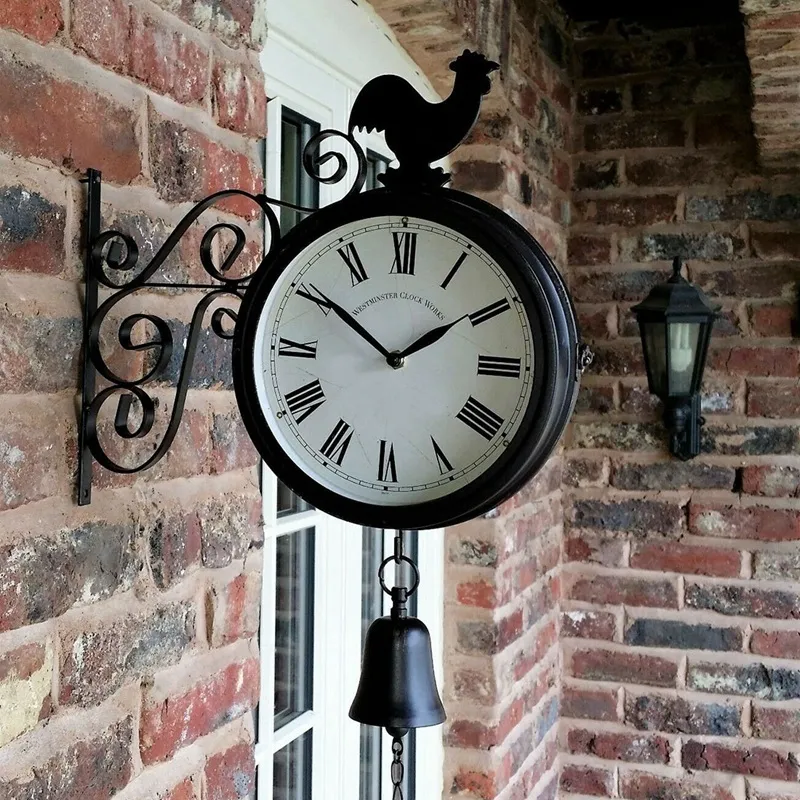 Outdoor Garden Wall Clock Dubbelzijdige Batterij Powered Vintage Retro Home Decor Coffee Bar Decoration Metal Hanging Clock 201118