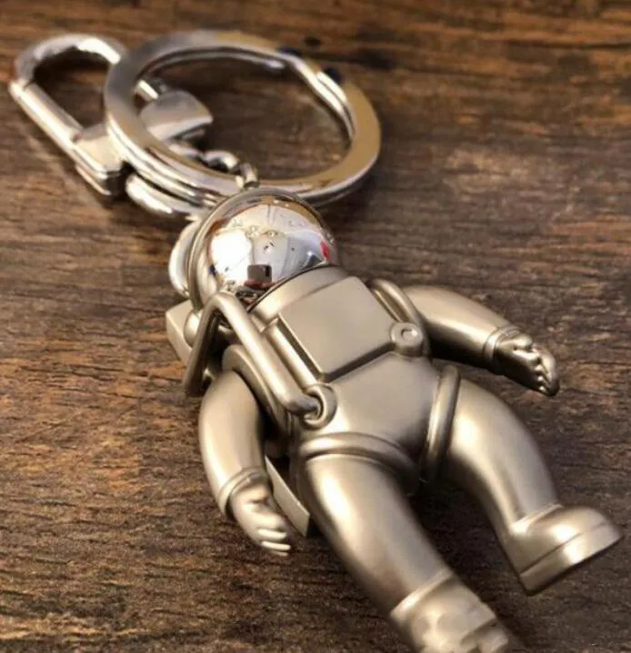 3D Stereo فضاء رائد الفضاء حرف الروبوت أزياء الفضة المعدنية keychain keychain الإعلان الخصر سلسلة سلسلة سلسلة الملحقات 231Q