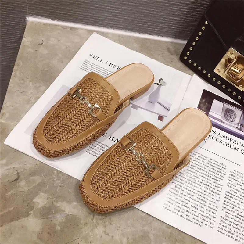 Niufuni dames rattan slippers massieve kleur lage hak casual holle schoenen muilezel slippers platschoenen riet metaal strandschoenen y200423