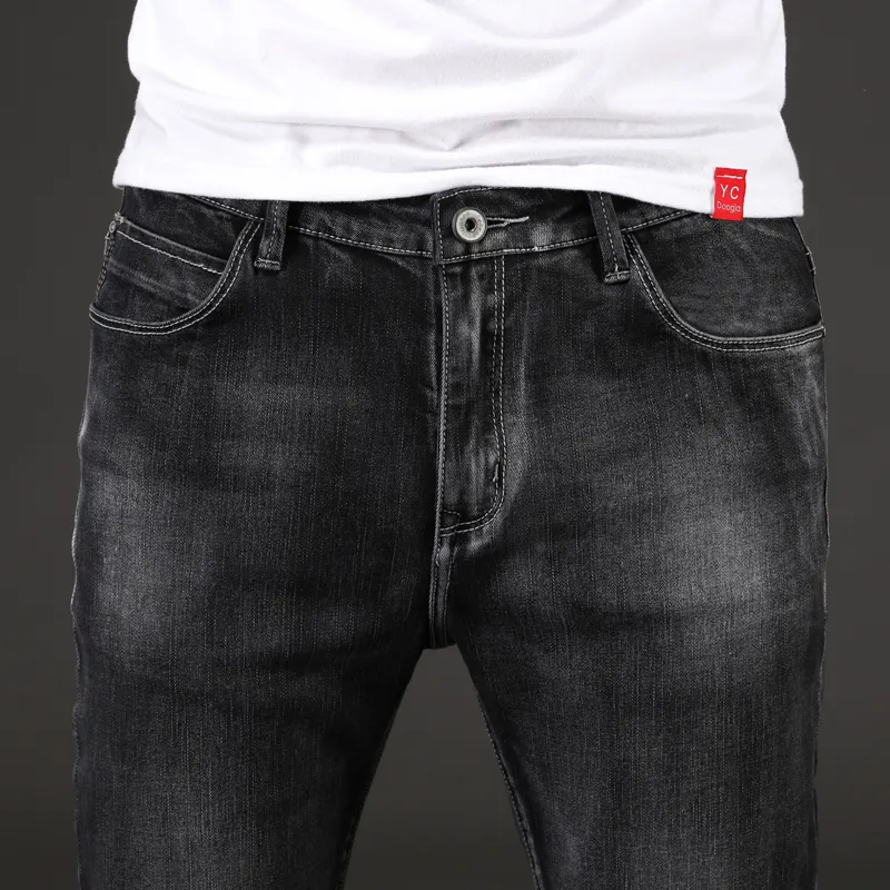 Marke Männer Dünne Jeans Elastische Dünne Hosen Jean Männliche Mode Casual Denim Hosen Schwarz Plus Größe 40 42 44 201128