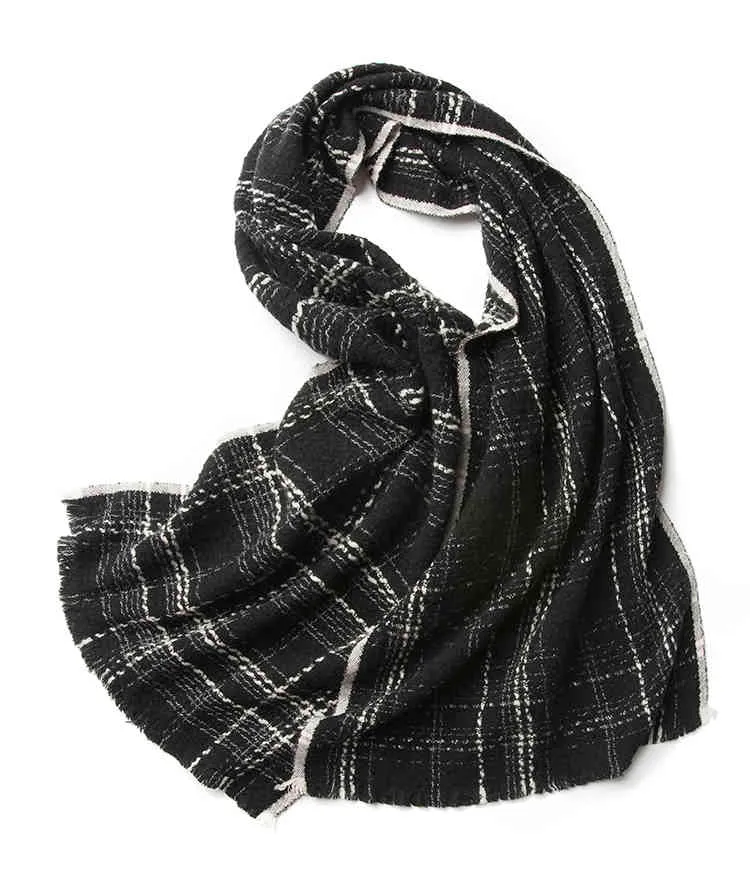 Bufanda de lana cálida tejida a rayas en blanco y negro versátil europea americana 2021 con engrosamiento de cuello estrecho para mujeres i