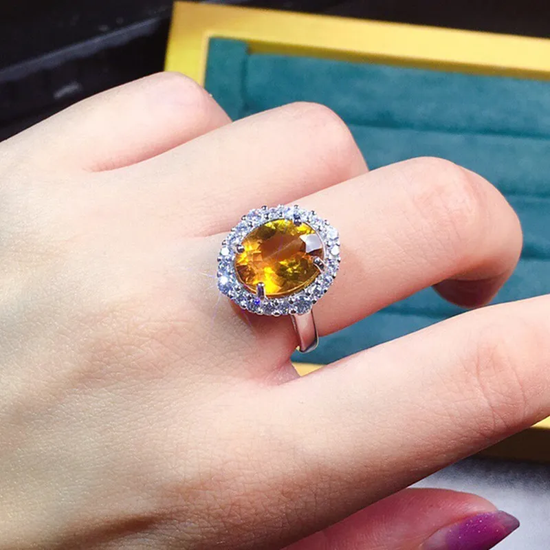 Clássico elegante oval amarelo cristal citrino pedras preciosas anéis de diamantes para mulheres 18k ouro branco preenchido prata s925 joias bandas9122196