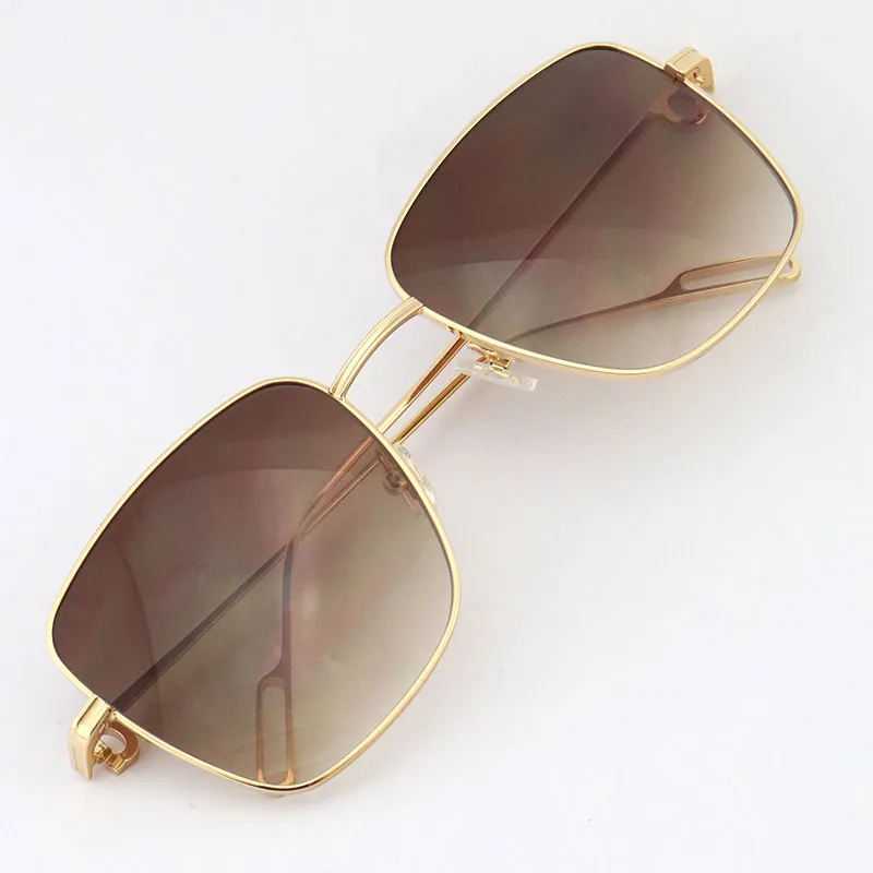 여성을위한 패션 금속 선글라스 판매 18K 골드 풀 프레임 태양 안경 C 장식 남성과 여성 안경 레드 브라운 렌즈 269I