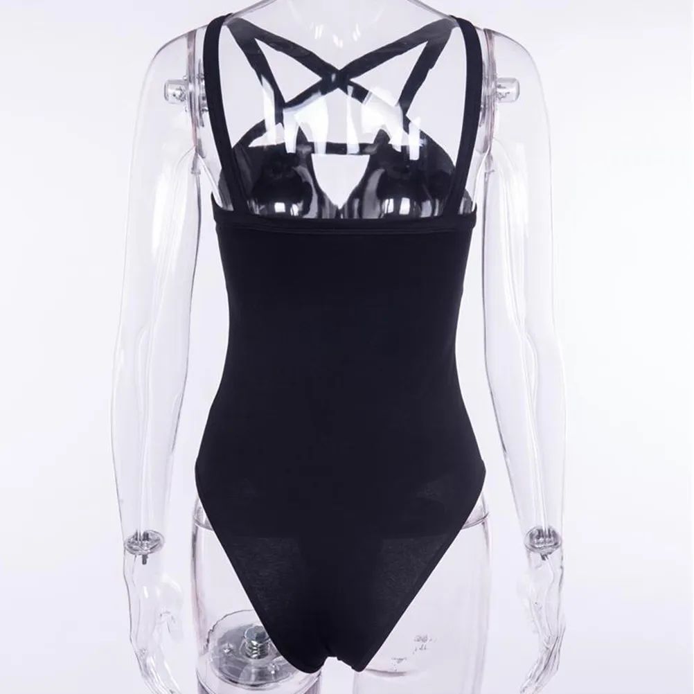 Sexy Gothic Frauen Jumpsuits rückenfrei Kreuzgurt vorne Design aushöhlen Pentagramm Strampler schwarz ärmellos schlank Cami Body T200116