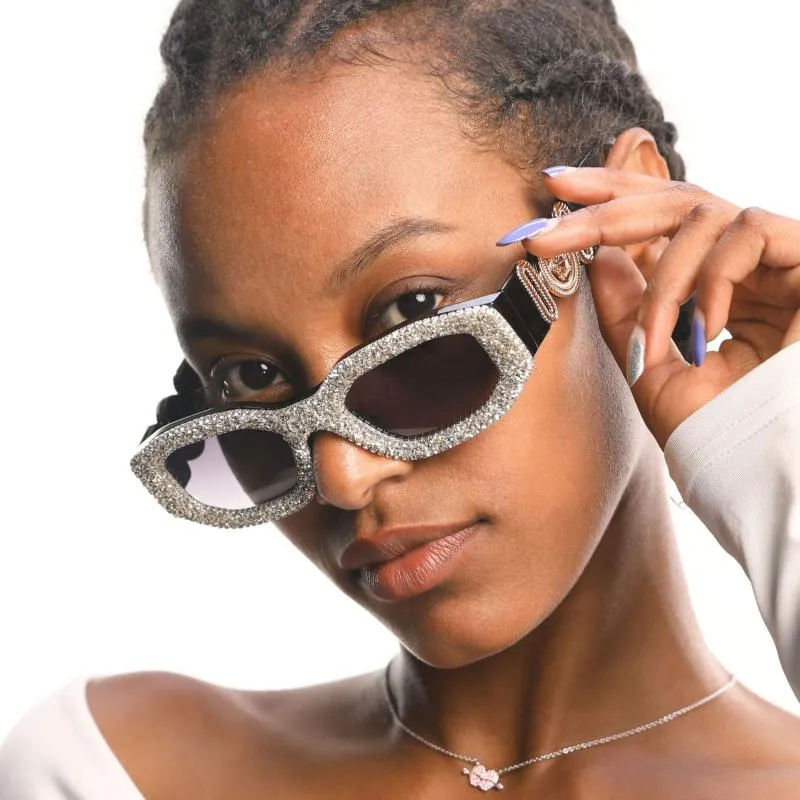 Óculos de sol Luxury Crystal Square Small a vapor punk mulheres diamantes óculos de lente espelho lentes unissex Óculos Oculos Gafas12262