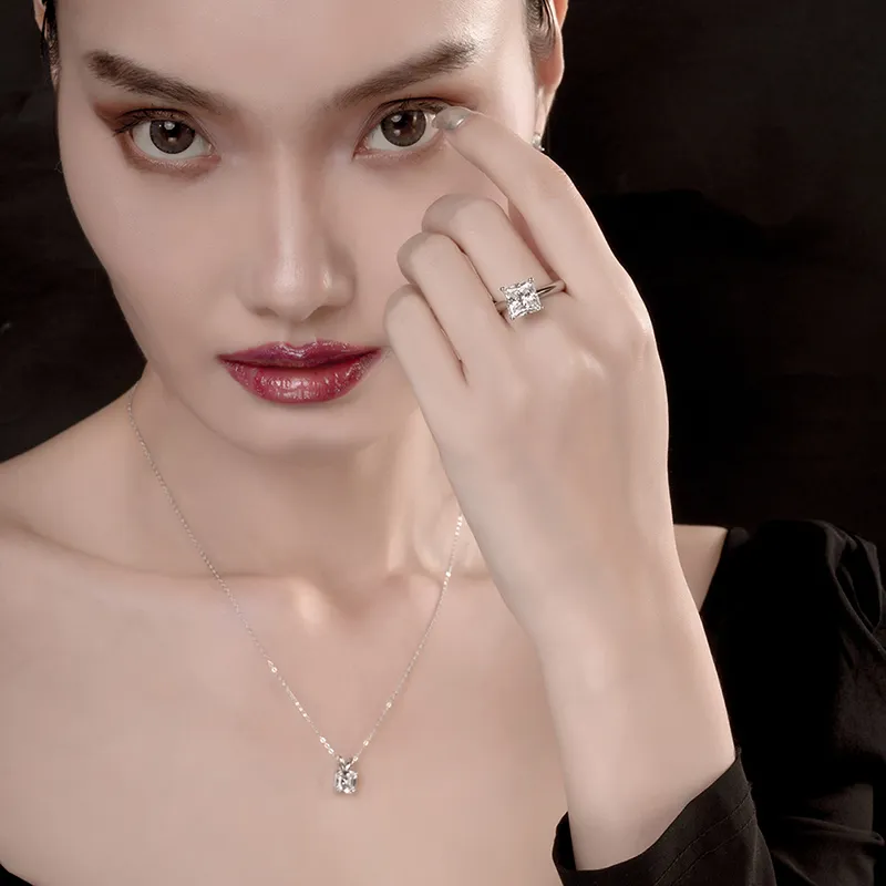 Ainuoshi 925 Sterling Silver 3 karat prinsessan klippt förlovningsring för kvinnor Sona simulerade diamantjubileum Solitaire Ring Y11315J