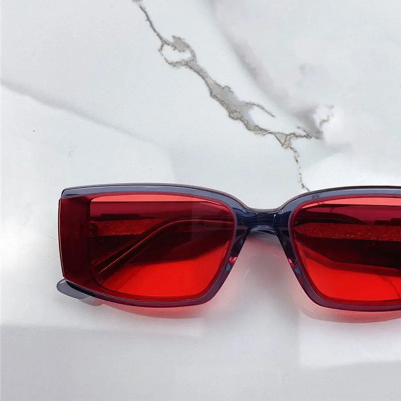 Deus Net Fashion Net Celebrity Solglasögon För män och kvinnor skyddar Uvstone ögonen med toppplattor för att skapa fyrkantiga ramar för 234H