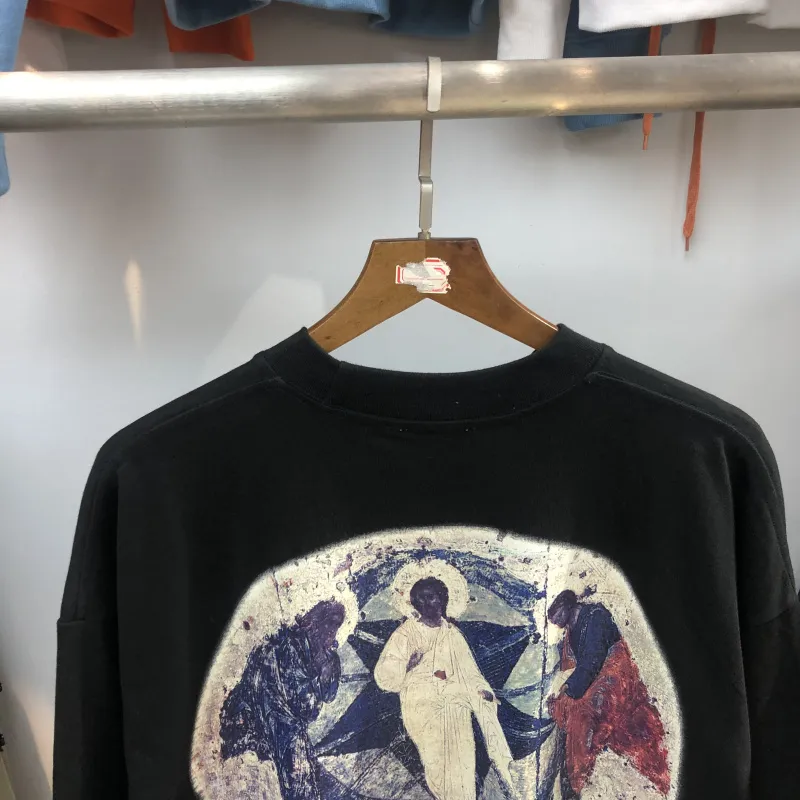 2020SS JESUS IS KING T-shirt Jesus Mural Print T-shirts Hommes Femmes Hip Hop Tee Back Chicago Lettre Haute Qualité Coton Tops X1214
