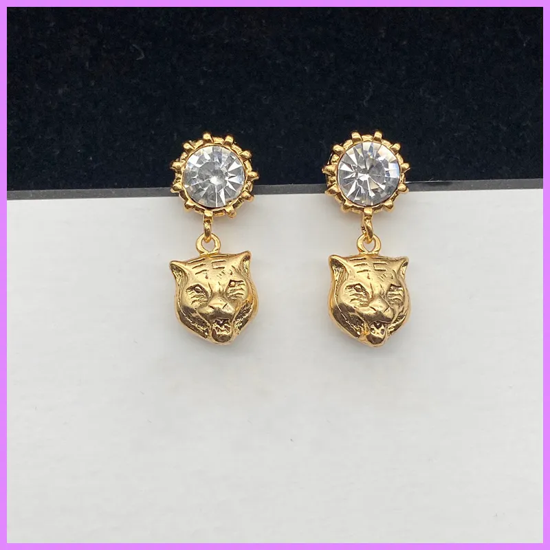 Women Fashion Earrings Animal Retro Earring With Diamonds Designer Jewelry Womens Ear Studs Gold Color High Quality For Party D222114F