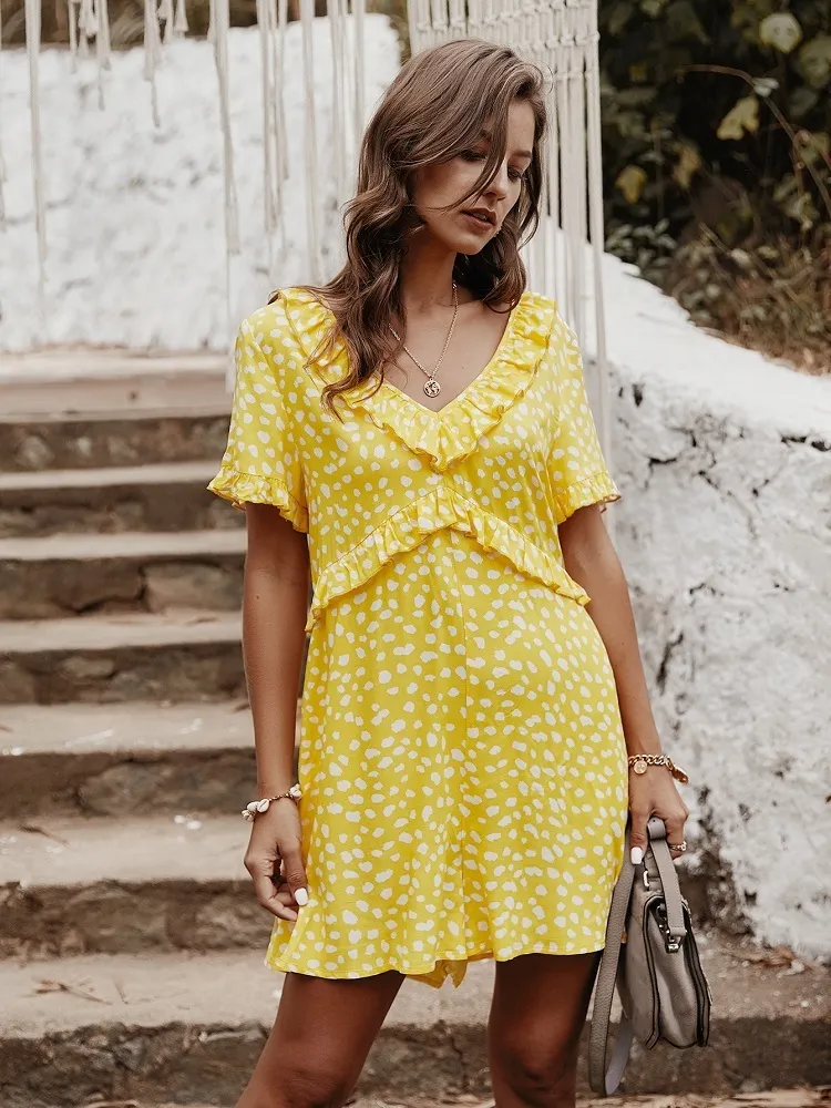 2020 Nya ruffles Summer Short Jumpsuit Women Boho Elegant Butterfly Sleeve V Neck Polka Dot Print Beach Jumpsuit Ropa Mujer T200704