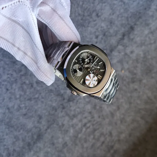 40 mmx10 5 mm Sapphire Crystal Men Watch Mens Wristwatch Automatic PF Quality 5712 SS Bracelet étanche
