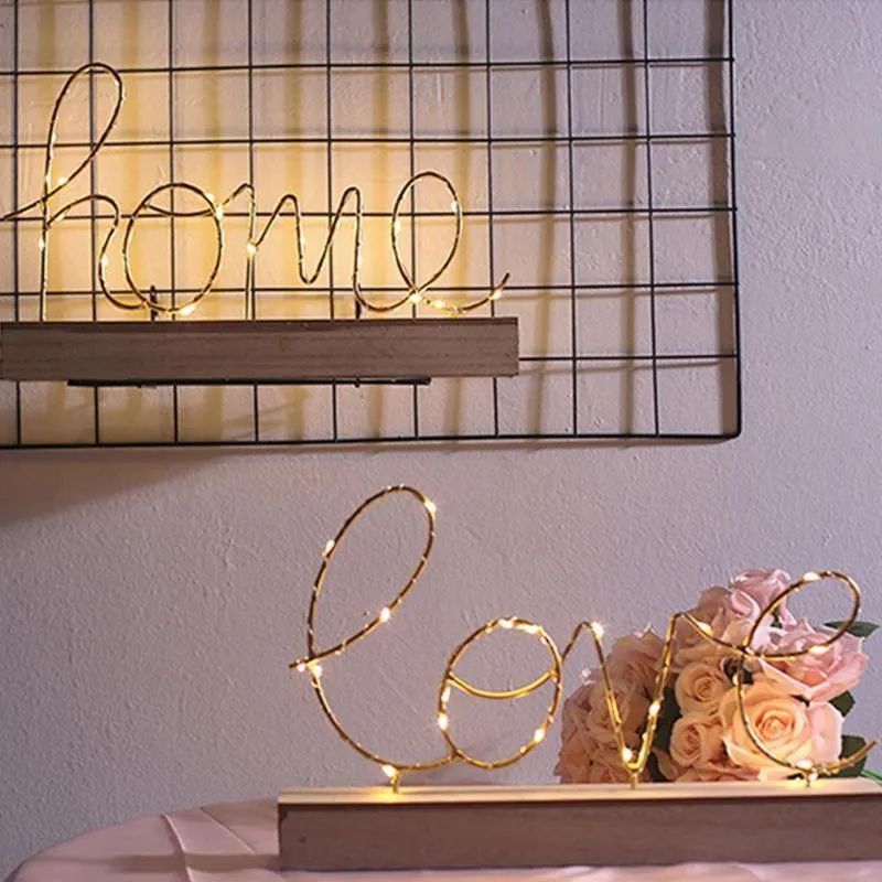 Love Home Letters ornamenten met LED -lamp Home Decoratieve houten beeldjes voor slaapkamer ambachtelijke kinderen kerstcadeau y201020