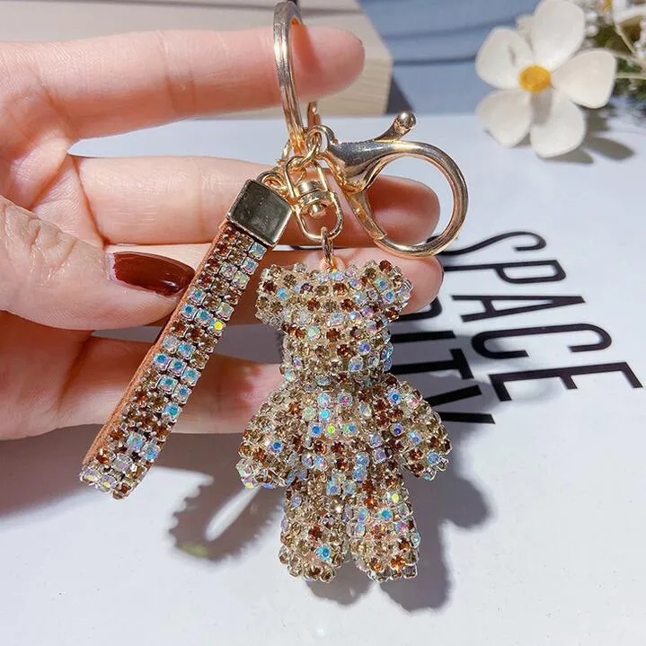 كامل Diamond Bear Doll -keychain الأزياء الكريستال اللطيف كرتون Keyring keyring سلسلة سيارات سحر حلية الهدايا الملحقات