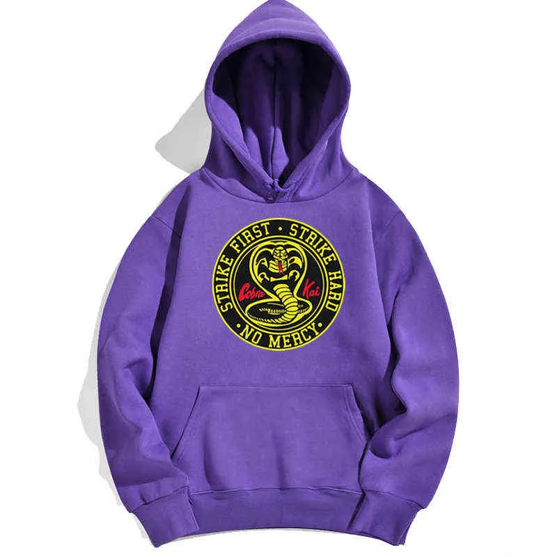 Cobra Kai Hoodie Strike First Strike Hard On Littwa Jesień Zima Z Kapturem Z Kapturem Crewneck Swetry Mężczyźni Bluza Bluza Streetwear H1227