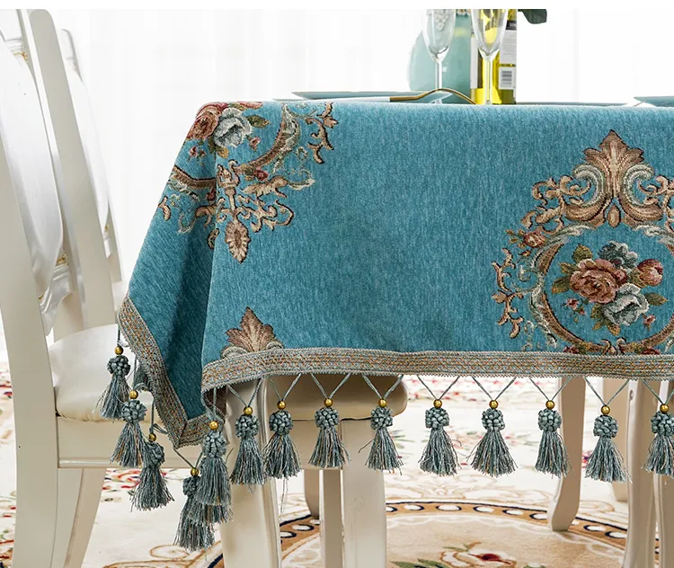 ヨーロッパの贅沢な結婚式のテーブルクロスチェニル刺繍の長方形テーブルカバータッセルネイビーブルー/赤いテーブルクロスのための家の装飾t200707