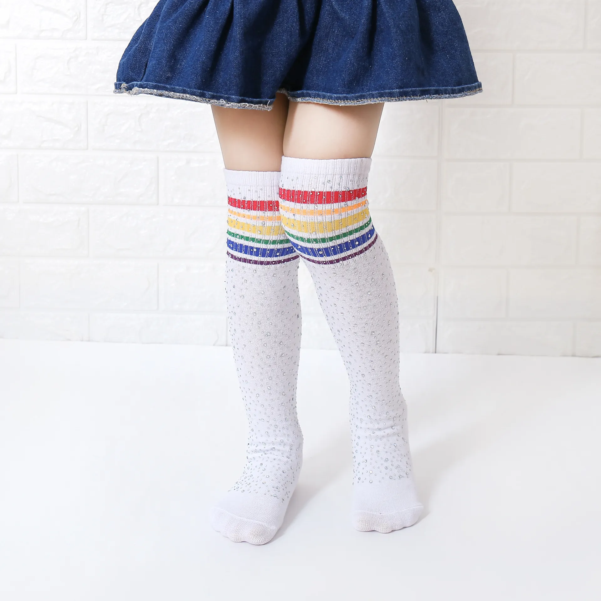 New Children Knee High Striped Socks Rhinestone Rainbow Girls Stocks Kids Socks Girls Boys Long Tube Warm Cotton Sock for 312Y Y22096827