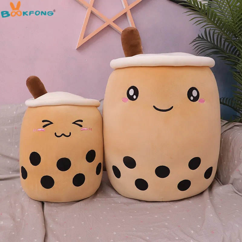 5070 cm Cartoon knuffels Bubble Tea Cup-vormig kussen Echt leven gevuld Zacht rugkussen Grappig Boba-voedselspeelgoed voor kinderen Baby LJ21927440