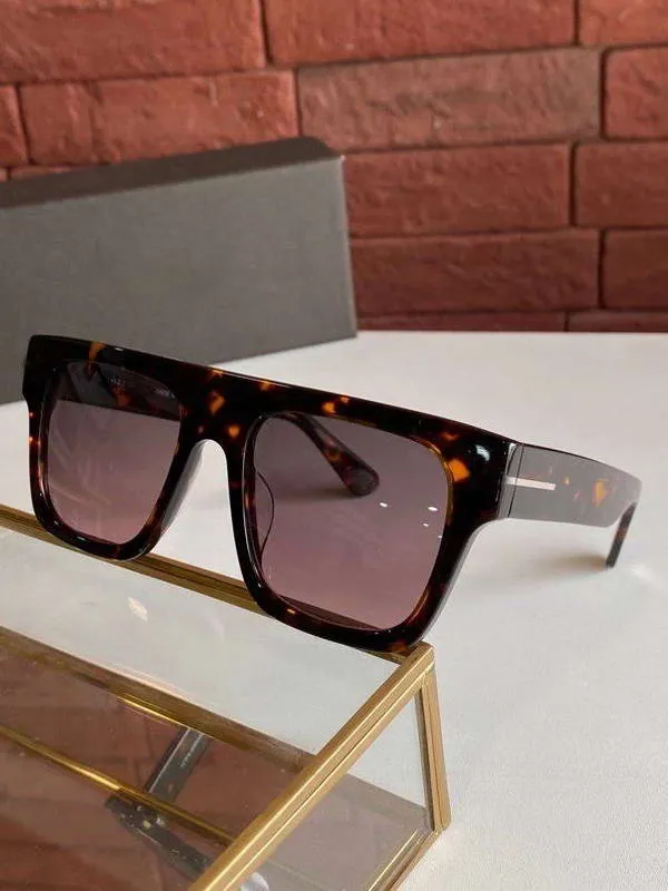 Shiny Black Grey Shaded Sunglasses for Men 0847 Rectangle Square Frame Fashion Sun glasses occhiali da sole with box233c