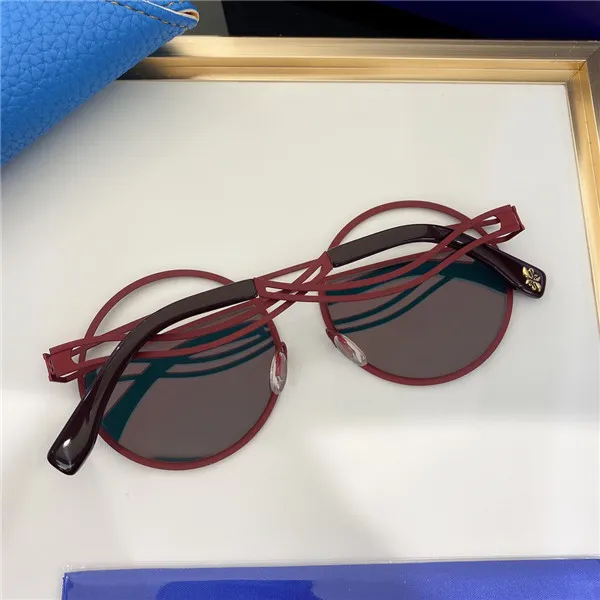 096 Nya män och kvinnor Square Solglasögon Metal Frame Populära retro UV400 -linser Top Quality Eye Protection Classic Style Box208y