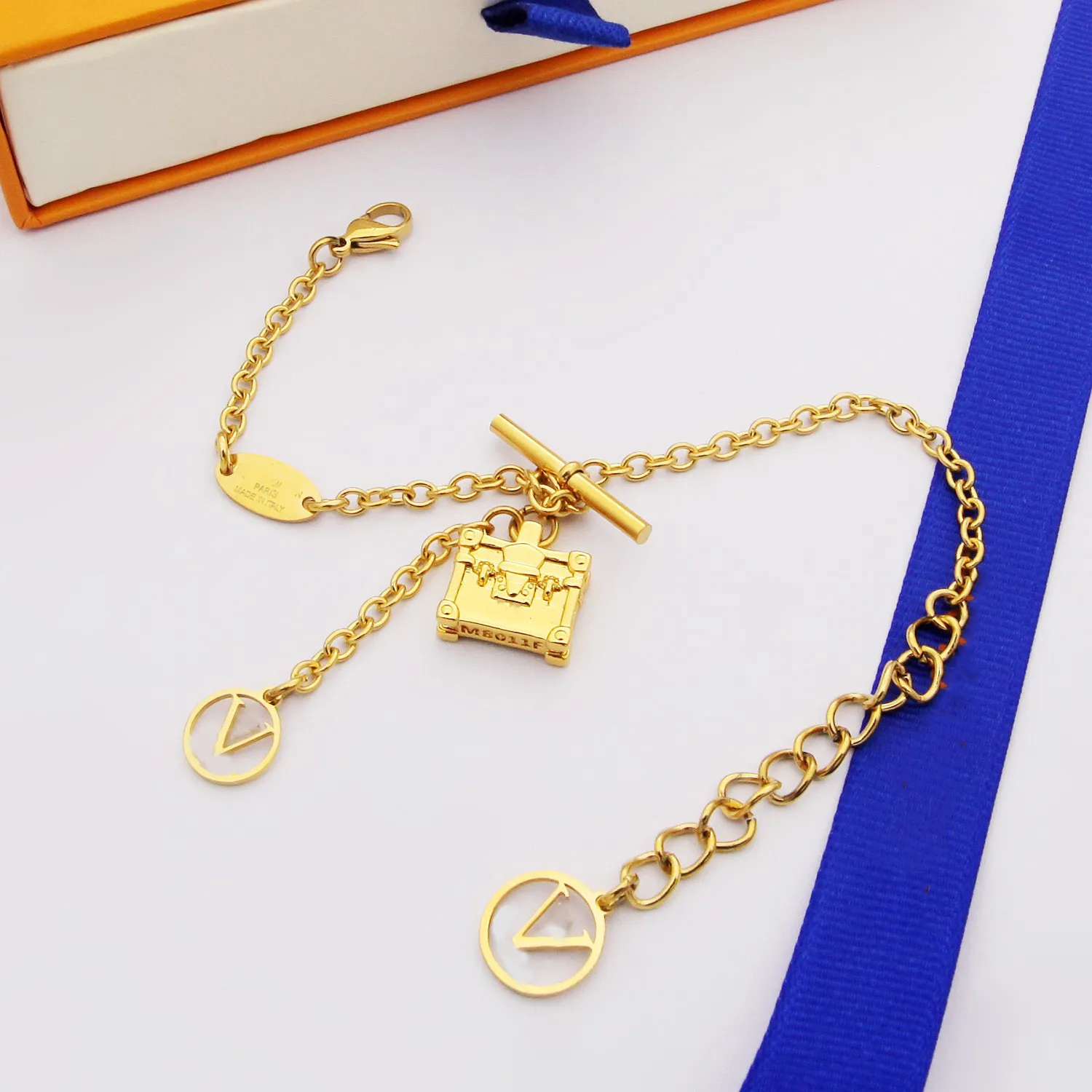Designers Petit Malle Sac pendentif collier Fashion Women's Women's en acier inoxydable Bracelet Bracelet Lovers Jewelry167E