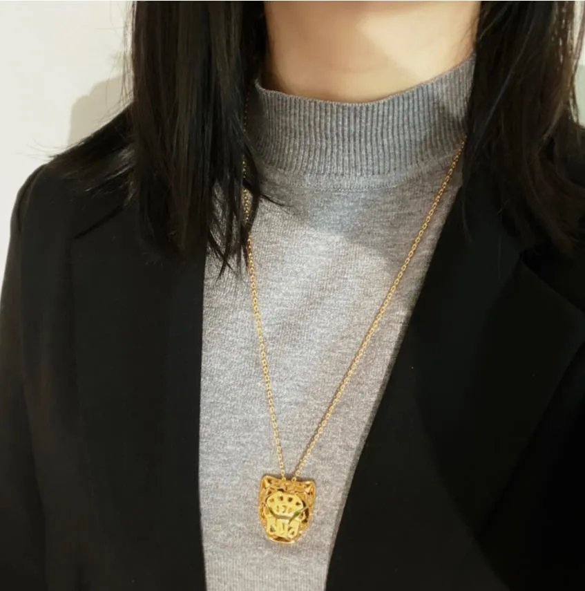 18K gold Plated Leopard Head Sweater Long Chain Necklaces for Women Designer Goldcolor Copper Necklace Jewelry panther With Green 251P