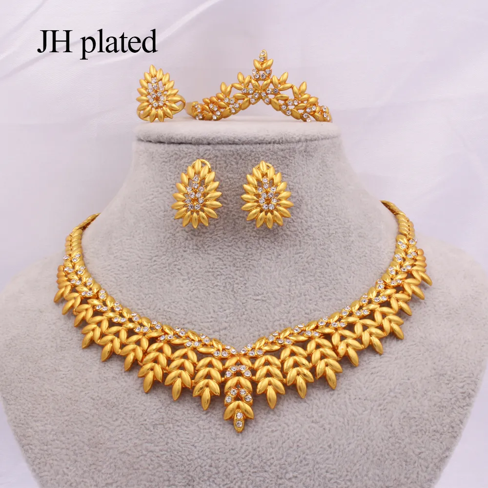 Ensembles de bijoux d'Éthiopie pour femmes collier d'oreilles Gold Collier Bracelet Ring Dubaï Africain Indian Bridal Wedding Set Gifts Collares 2011303756665