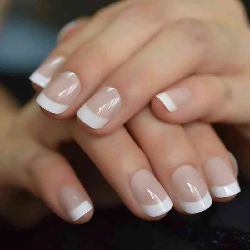 Faux ongles classiques taille normale français ongles nus pointe blanche presse brillante sur les doigts pour tous les jours avec autocollant de colle 24 220225