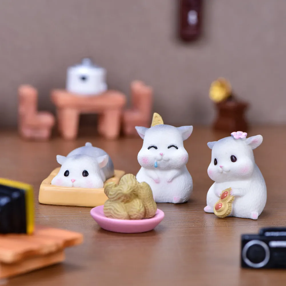 Mini ornamenti criceti di arachidi sbucciati in miniatura case delle bambole in resina