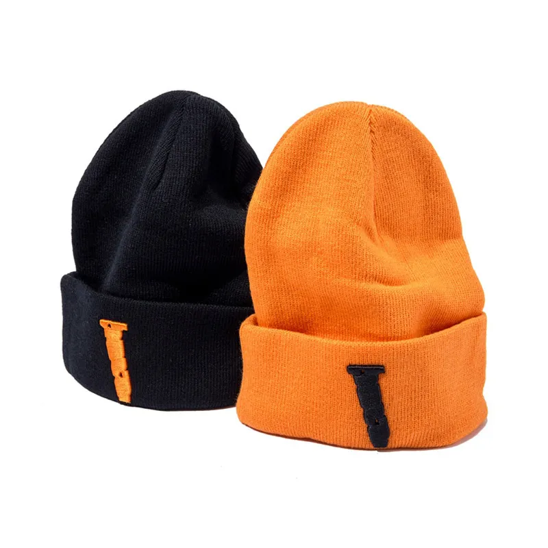 Vinter män kvinnor motorhuven stickad hatt hiphop stor broderi beanie caps casual utomhus hattar276p